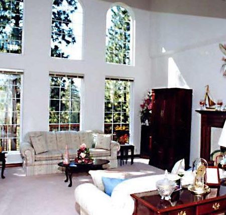 River Cove Elegant Waterfront Bed & Breakfast Post Falls Interiør bilde