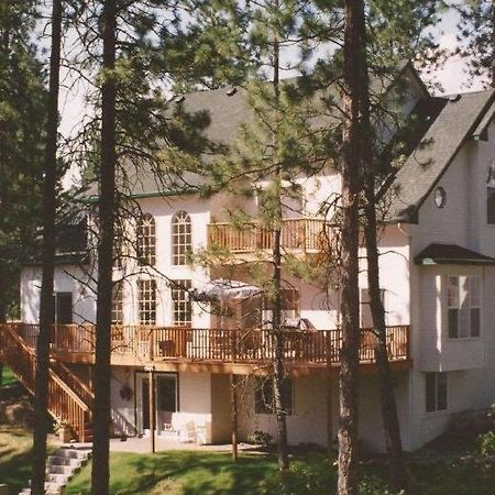 River Cove Elegant Waterfront Bed & Breakfast Post Falls Eksteriør bilde