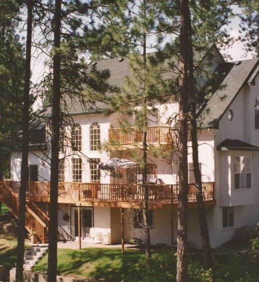 River Cove Elegant Waterfront Bed & Breakfast Post Falls Eksteriør bilde