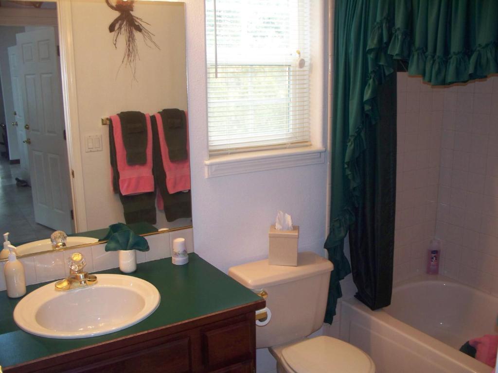 River Cove Elegant Waterfront Bed & Breakfast Post Falls Rom bilde
