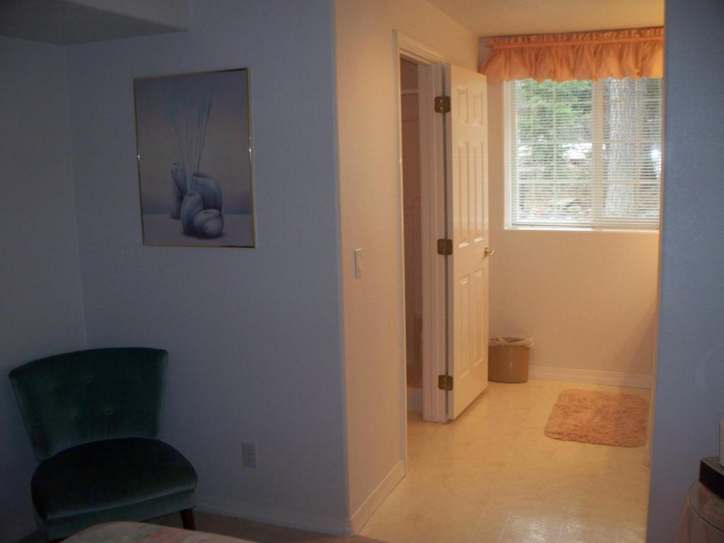 River Cove Elegant Waterfront Bed & Breakfast Post Falls Rom bilde